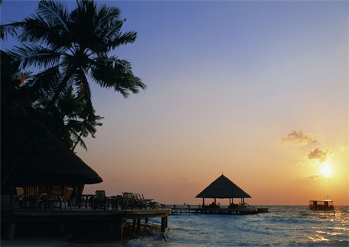 在慶云縣開摩登漢堡加盟店競(jìng)爭(zhēng)大嗎，慶云縣加盟漢堡有哪些值得投資的品牌