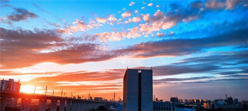 燈塔市街頭小吃有哪些，燈塔市夜市在哪里